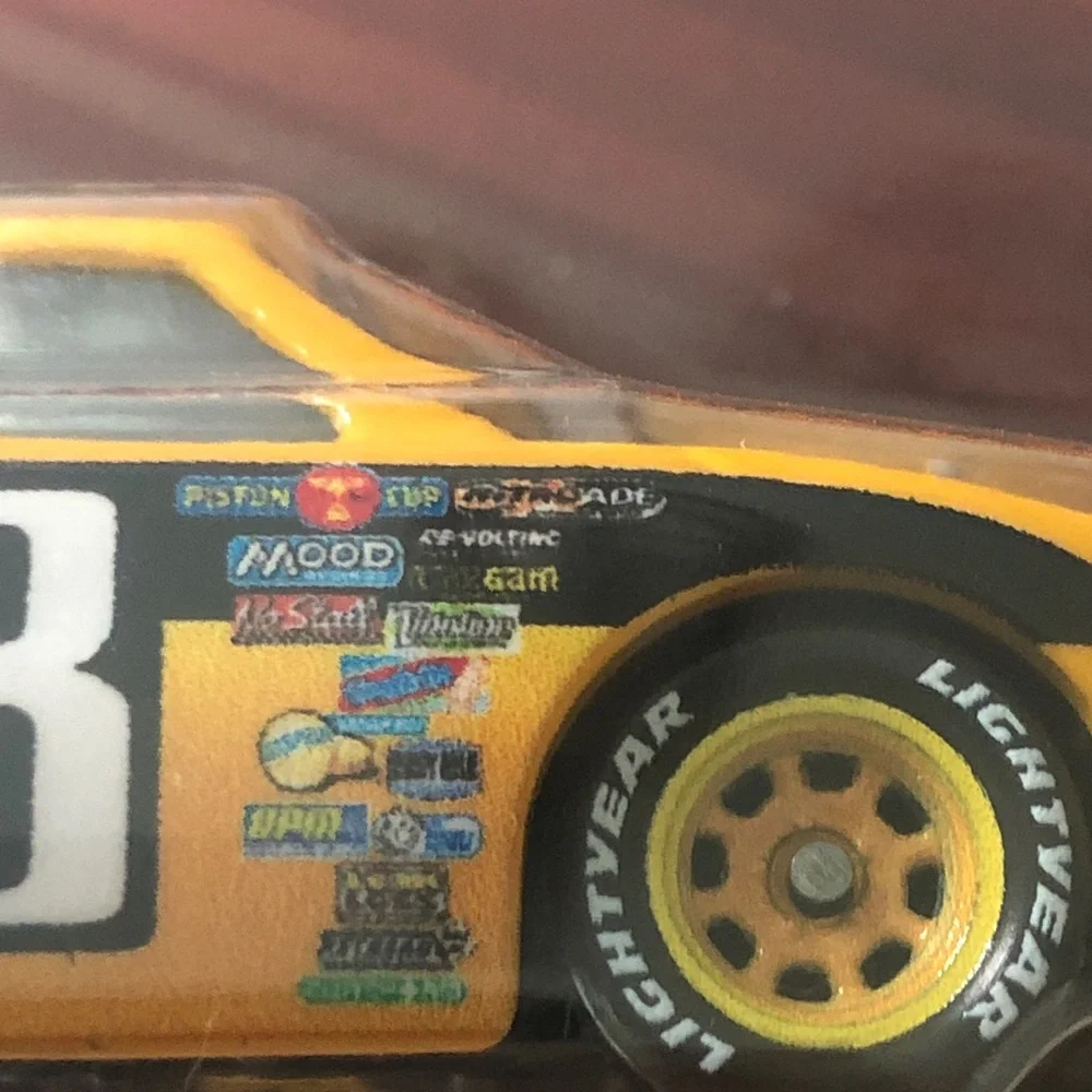 Mattel Disney Pixar Cars Yellow Billy Oilchanger Die-Cast Car